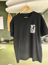 Skulls Tee.