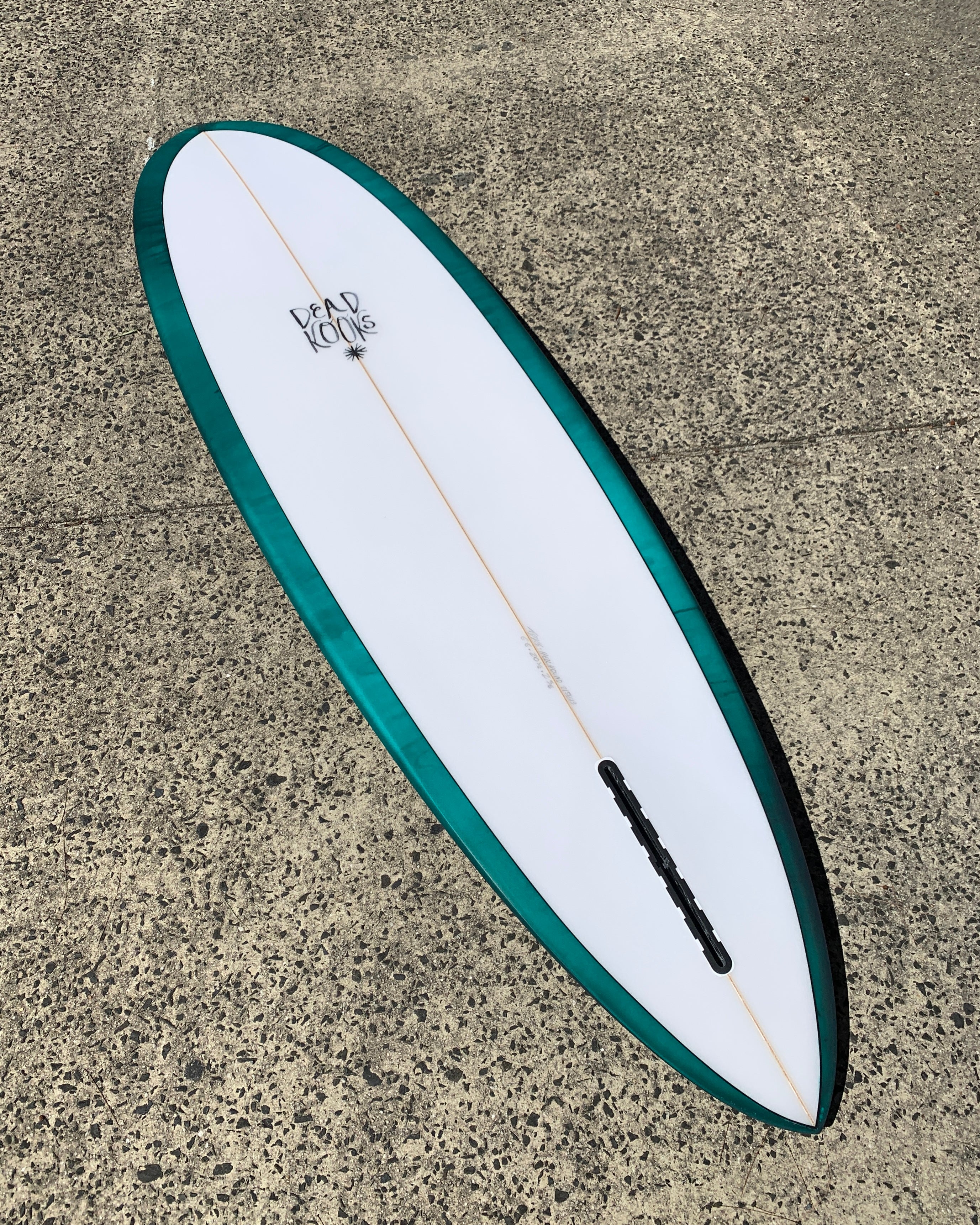 【手渡希望】deadkooks hellhound 5.11 デッドクークス Hellhound – Dead Kooks Surfboards