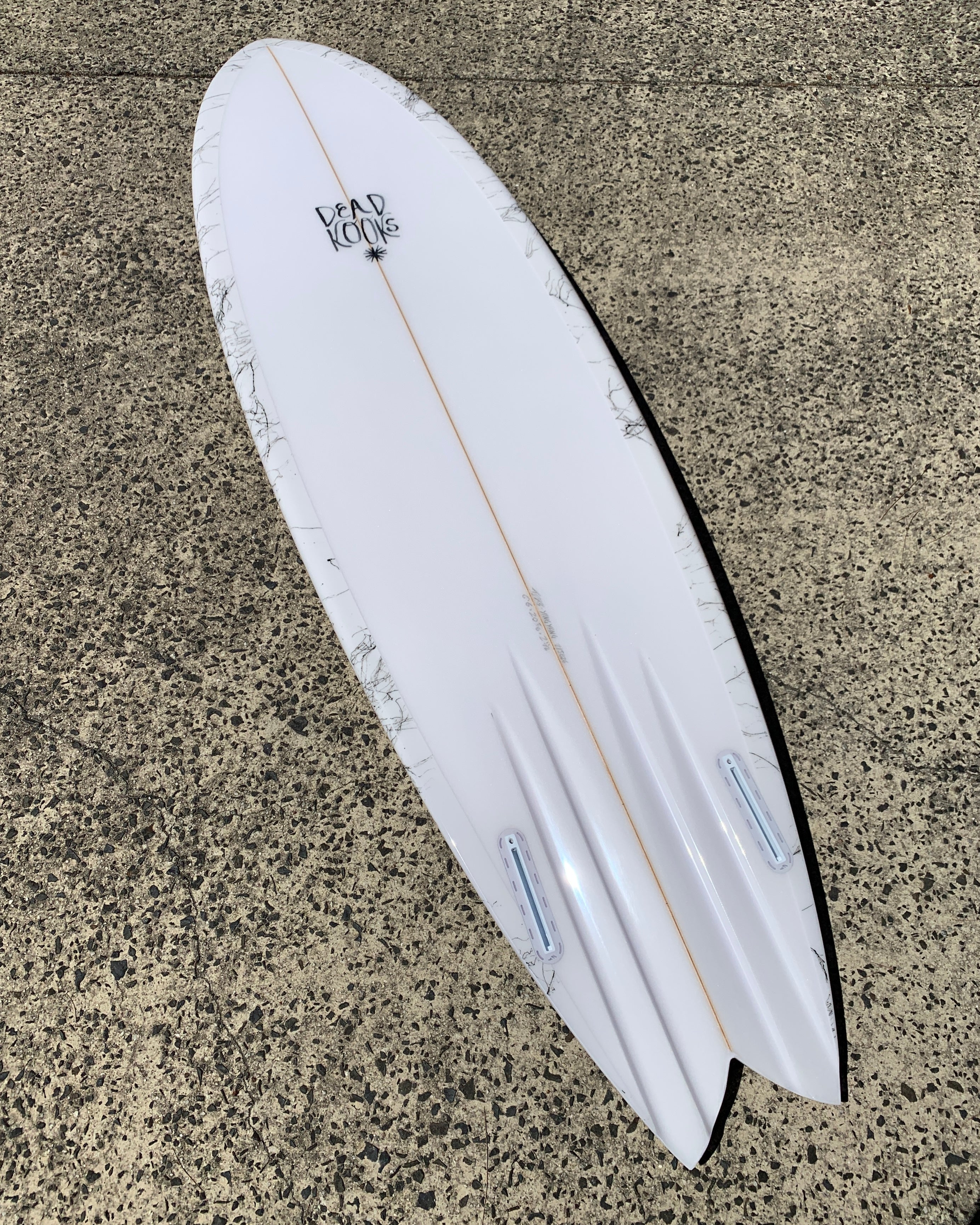 k*様 Dead Kooks YING YANG6.6 Ying Yang - 6'6 White Veins – Dead Kooks Surfboards