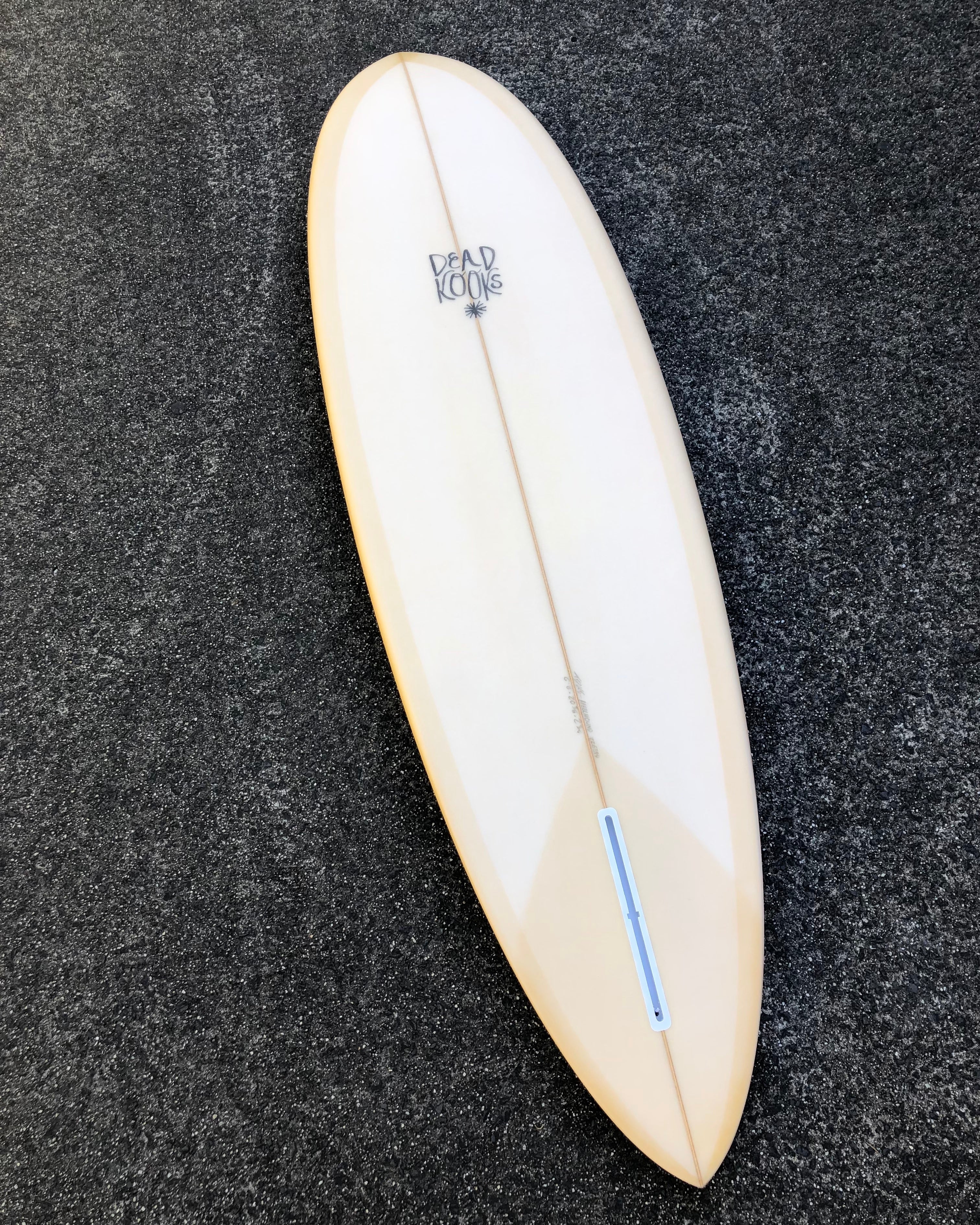 Dead Kooks デッドクークス Hellhound 7'2 ポリッシュ Dead Kooks Hellhound Mid-Length Surfboard For Sale – The Board Source